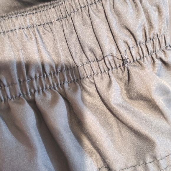 Danskin Now Windbreaker Capris with Yellow Trim - Picture 6 of 6